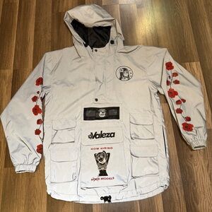 Valeza Anime Streetwear Silver Reflective Rose Jacket Japan core. M